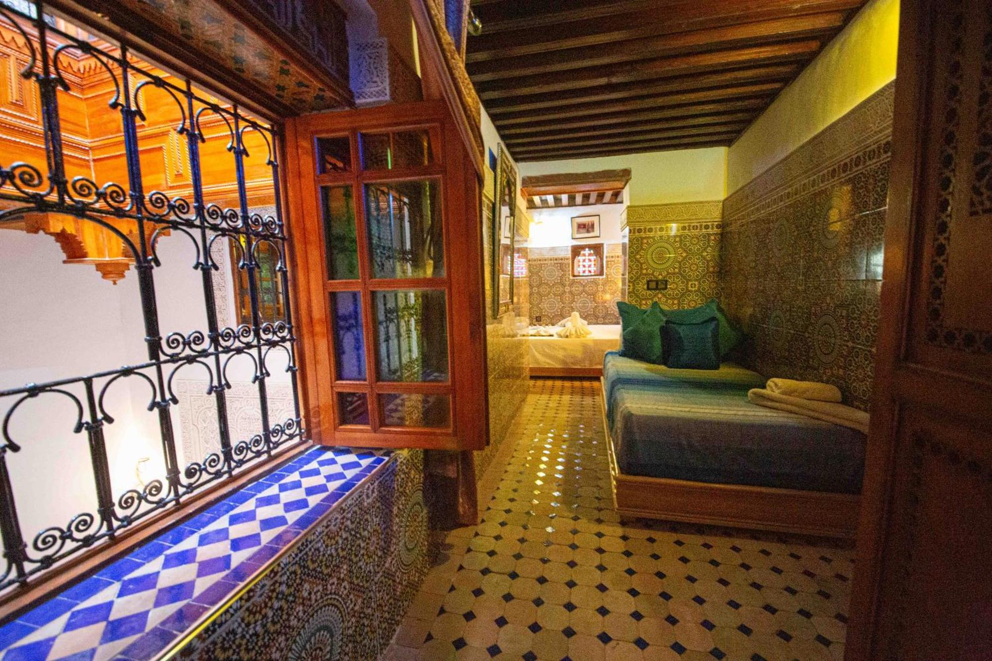 Riad Le Petit Patrimoine De Fes Hotel Exterior photo