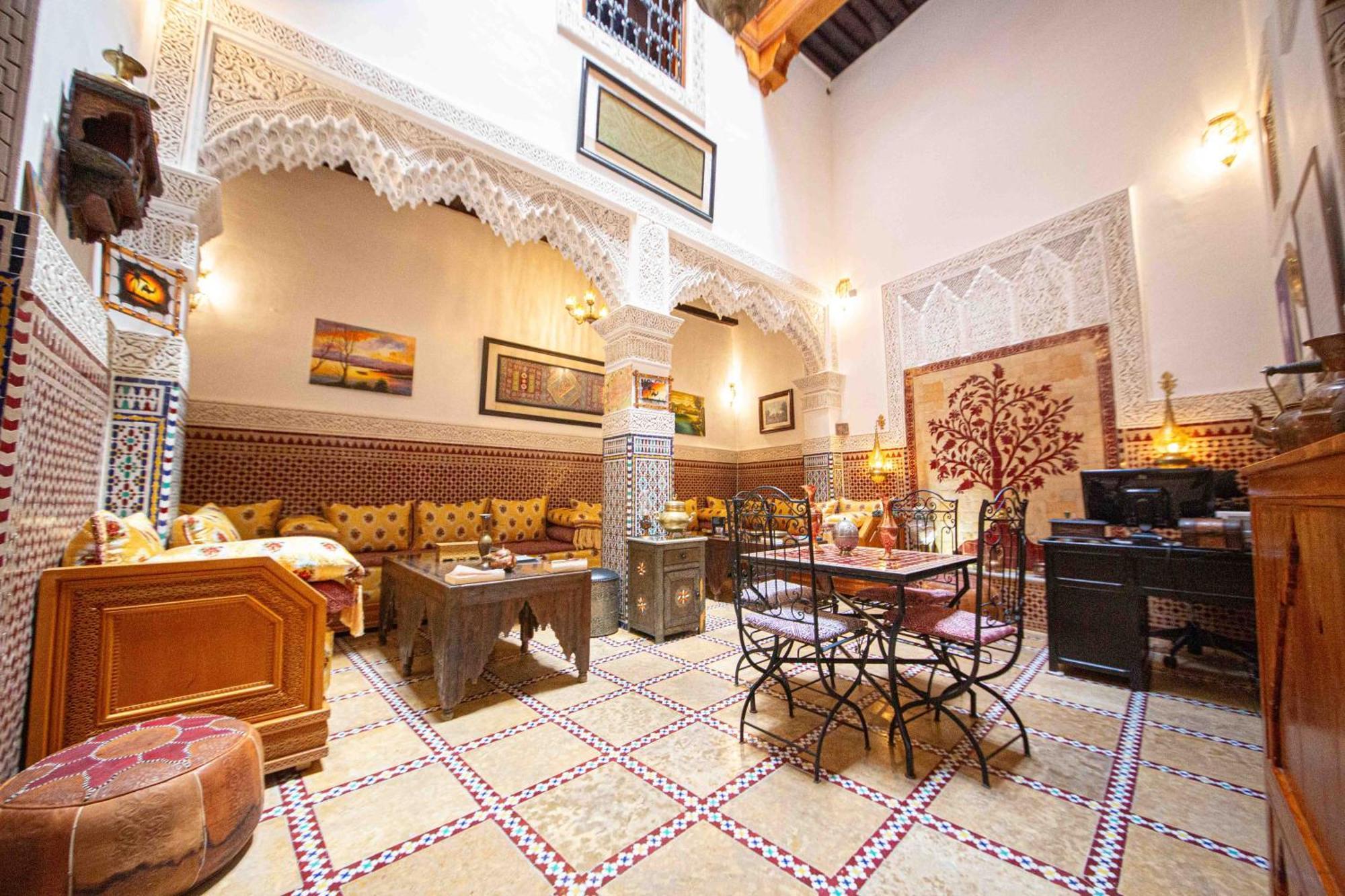 Riad Le Petit Patrimoine De Fes Hotel Exterior photo