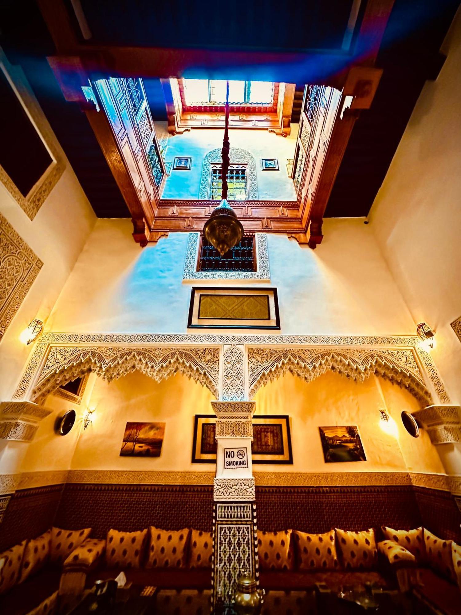 Riad Le Petit Patrimoine De Fes Hotel Exterior photo